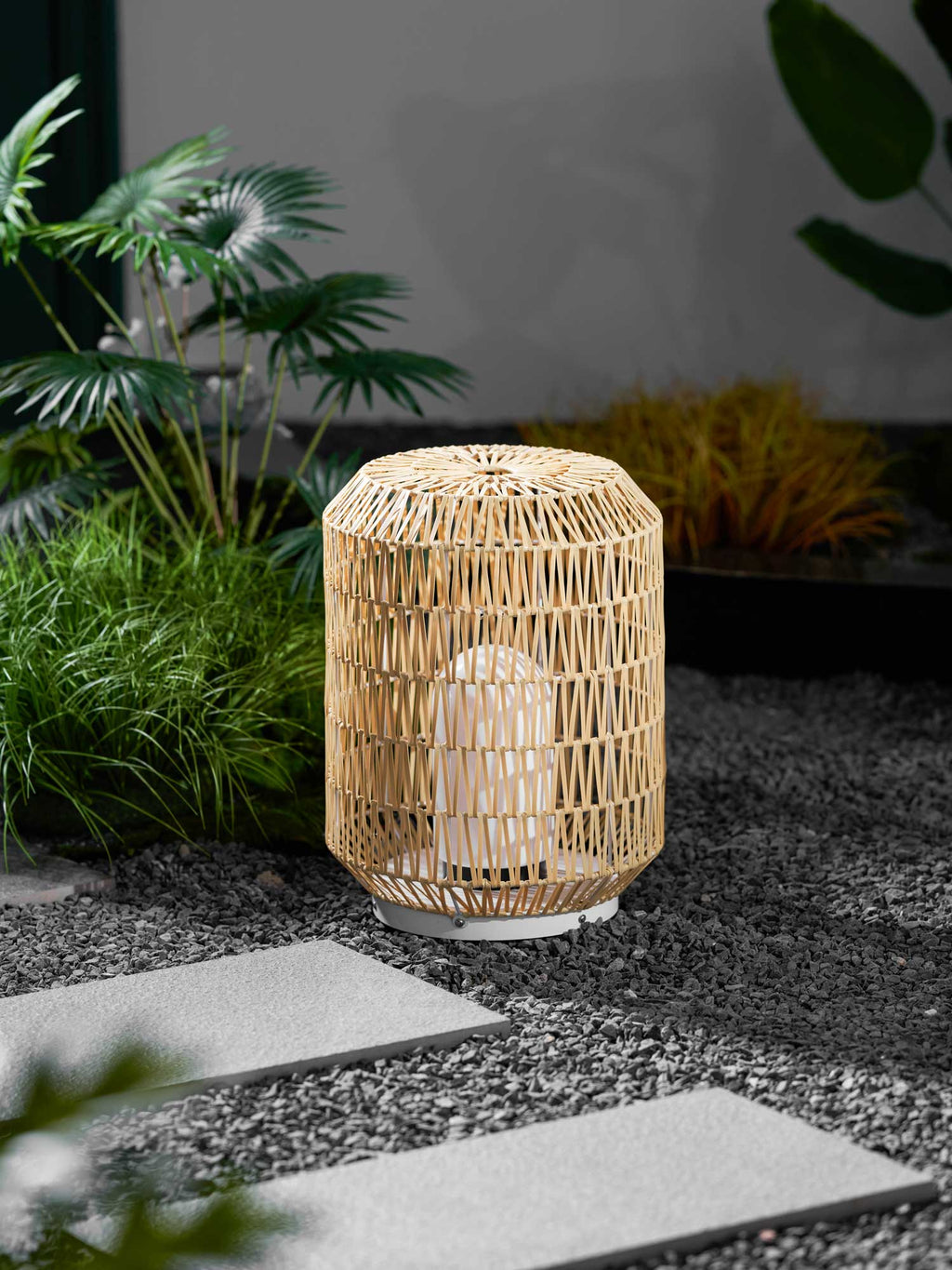 woven-rattan-outdoor-lamp-anzaz--62