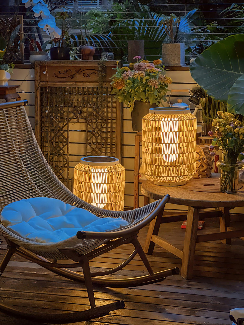 woven-rattan-outdoor-lamp-anzaz--9