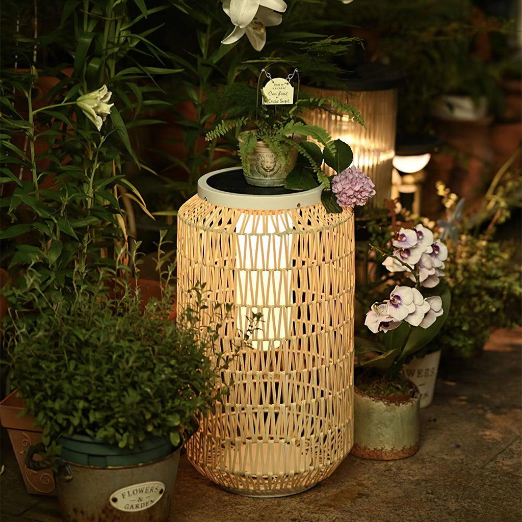 woven-rattan-outdoor-lamp-anzaz--8