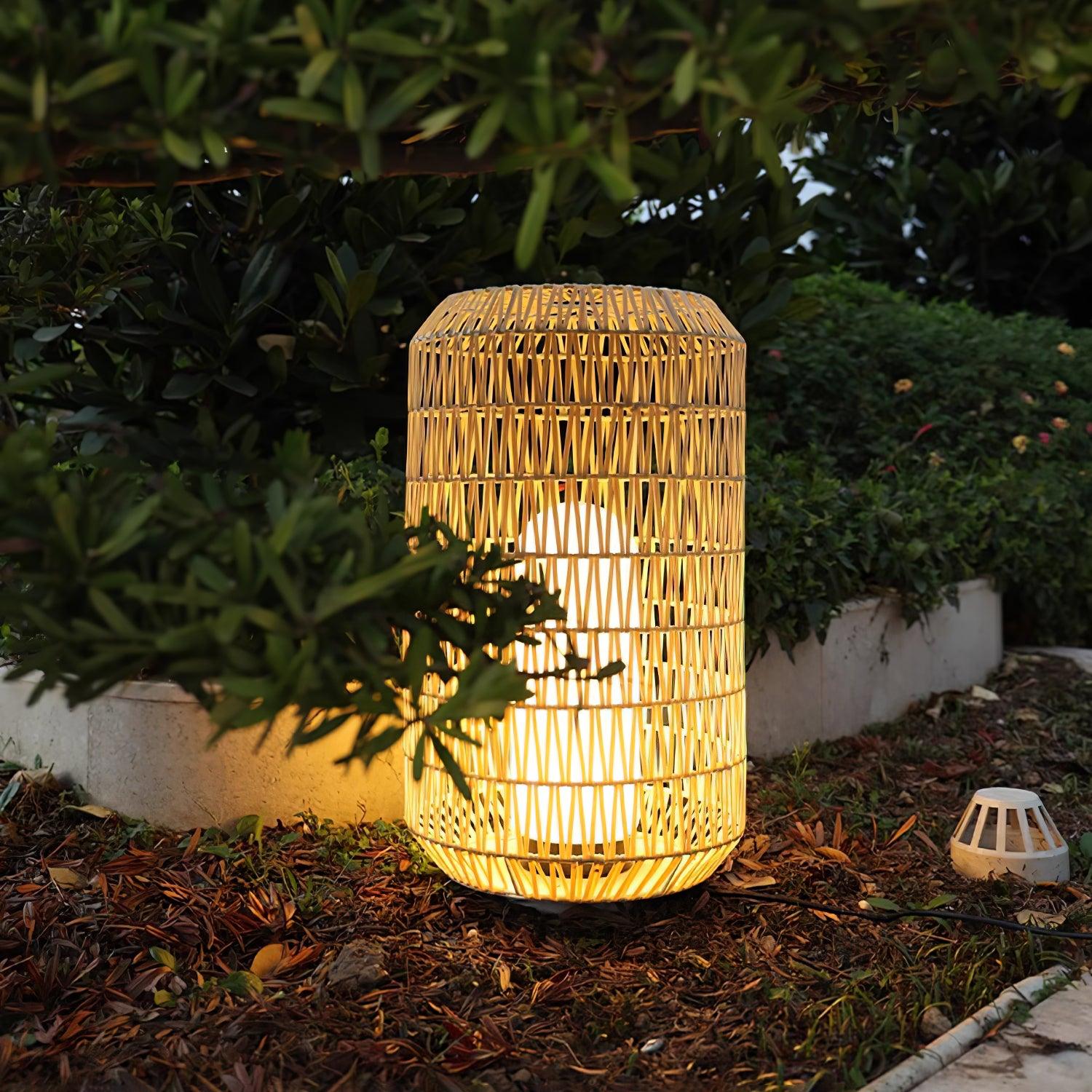 woven-rattan-outdoor-lamp-anzaz--44