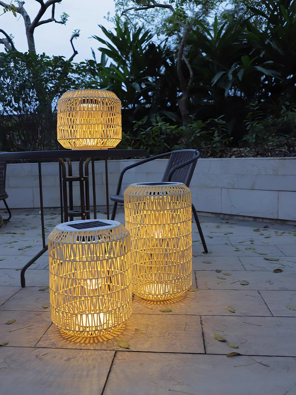 woven-rattan-outdoor-lamp-anzaz--45