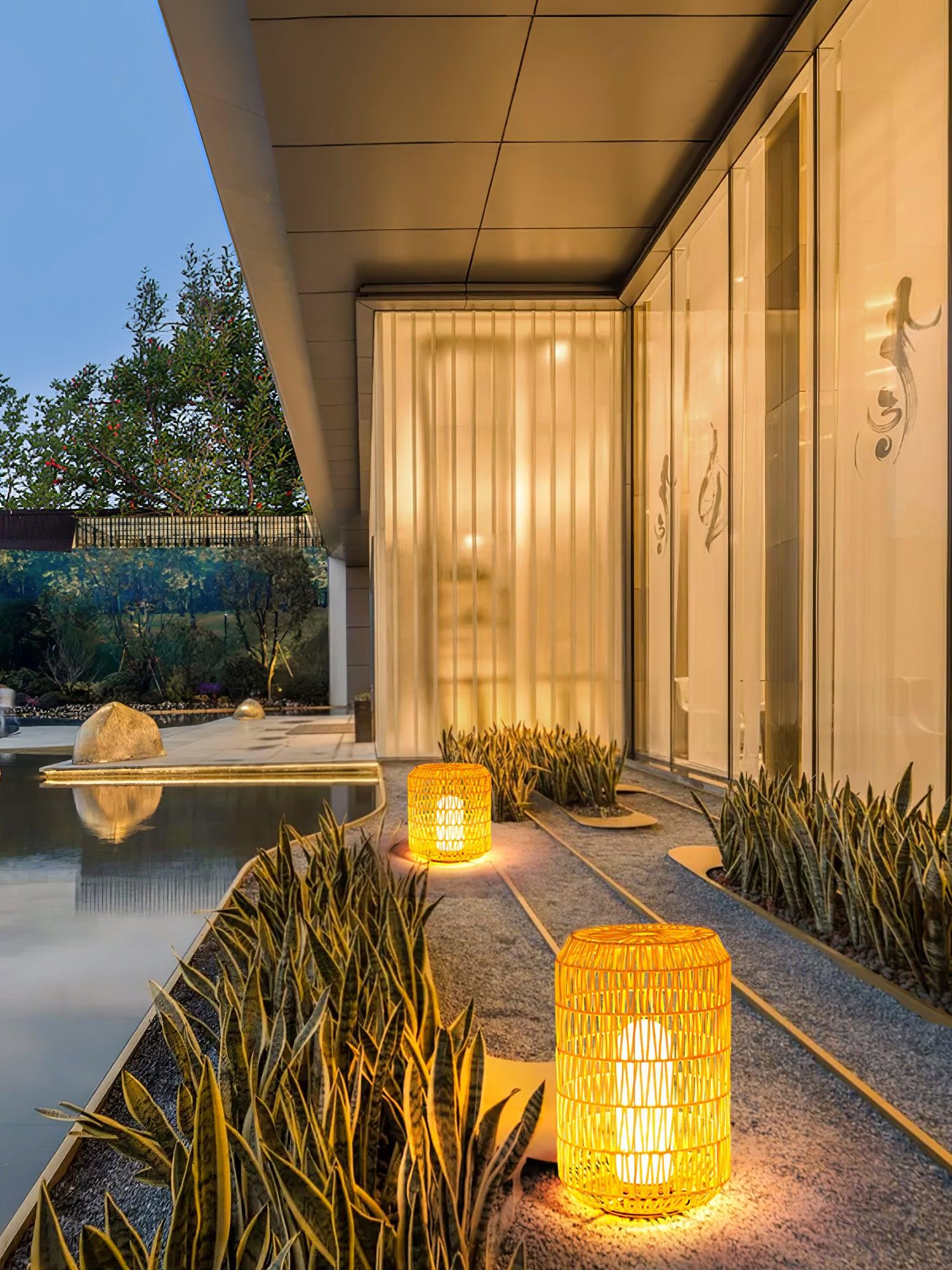 woven-rattan-outdoor-lamp-anzaz--50