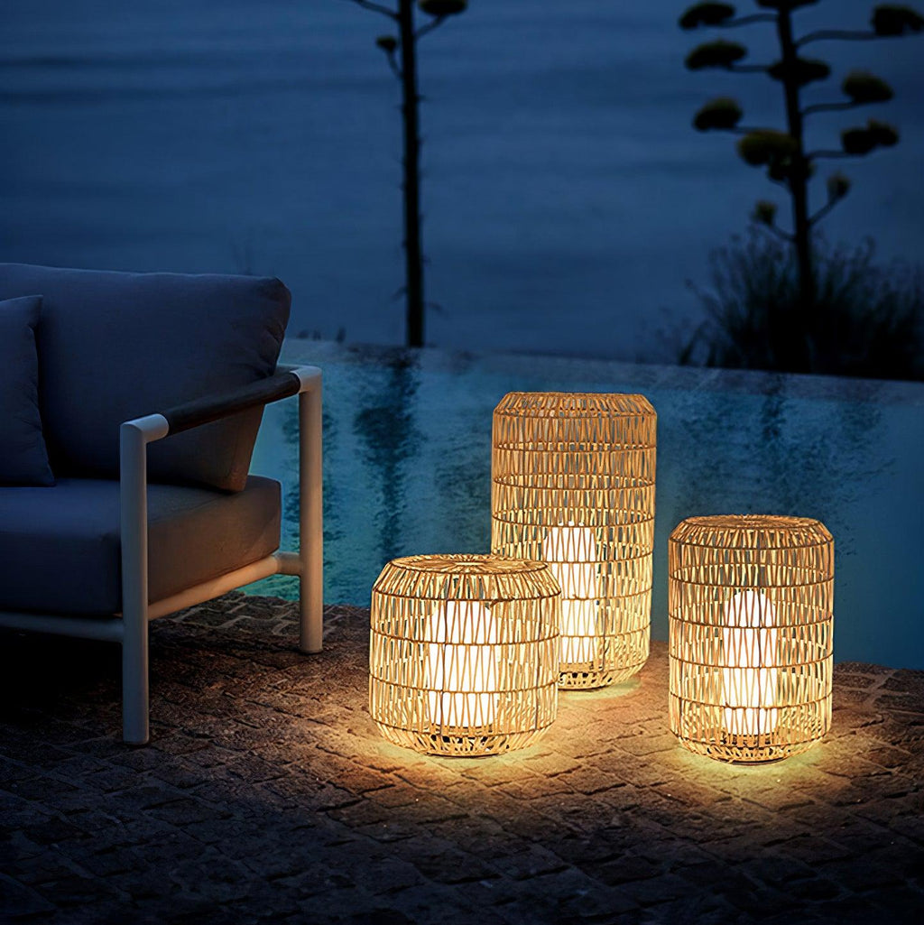 woven-rattan-outdoor-lamp-anzaz-Warm Light-2