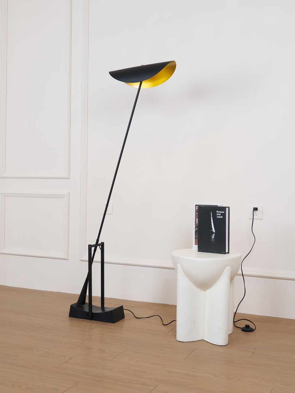 yiu-x-floor-lamp-anzaz--32