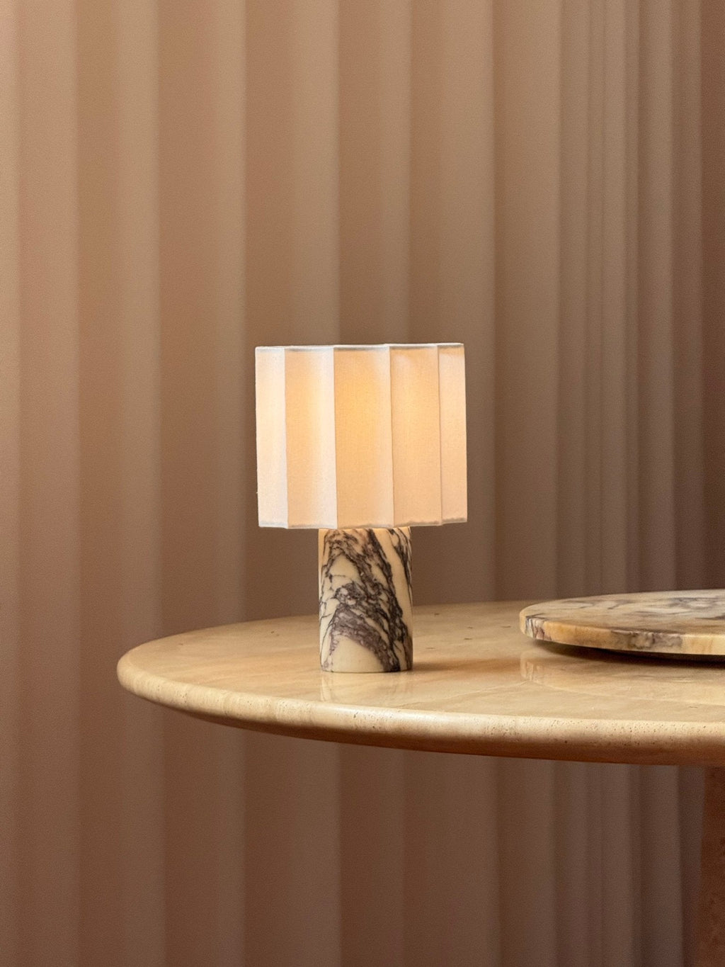 orbis-veil-table-lamp-anzaz--25