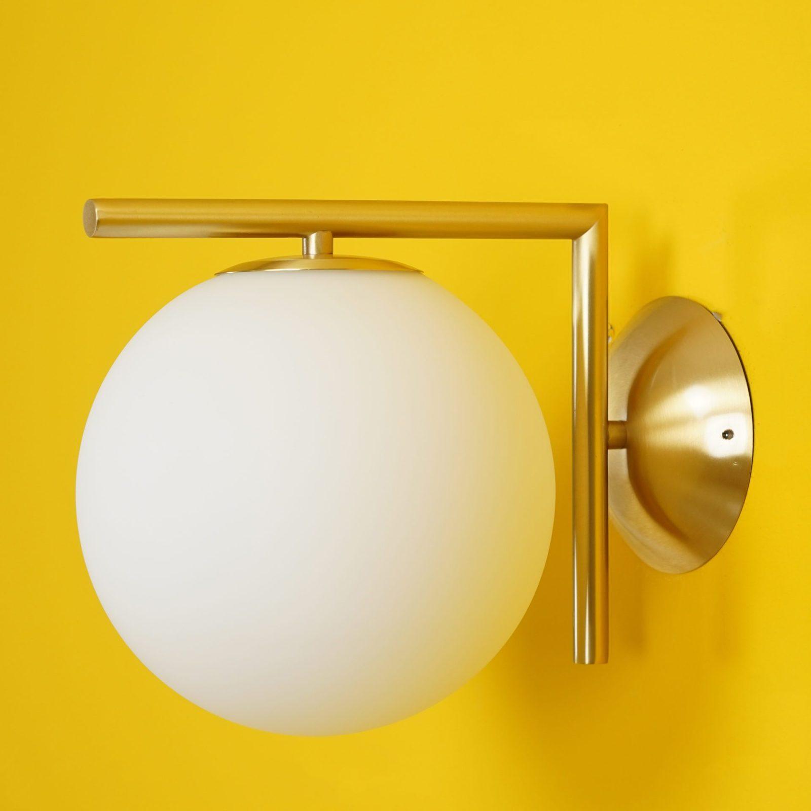 blown-glass-opal-glass-wall-lamp-anzaz--24