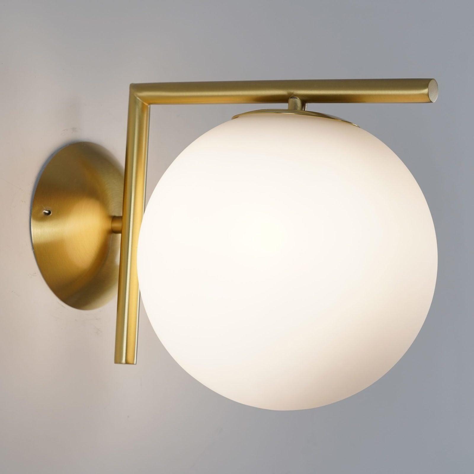 blown-glass-opal-glass-wall-lamp-anzaz--30