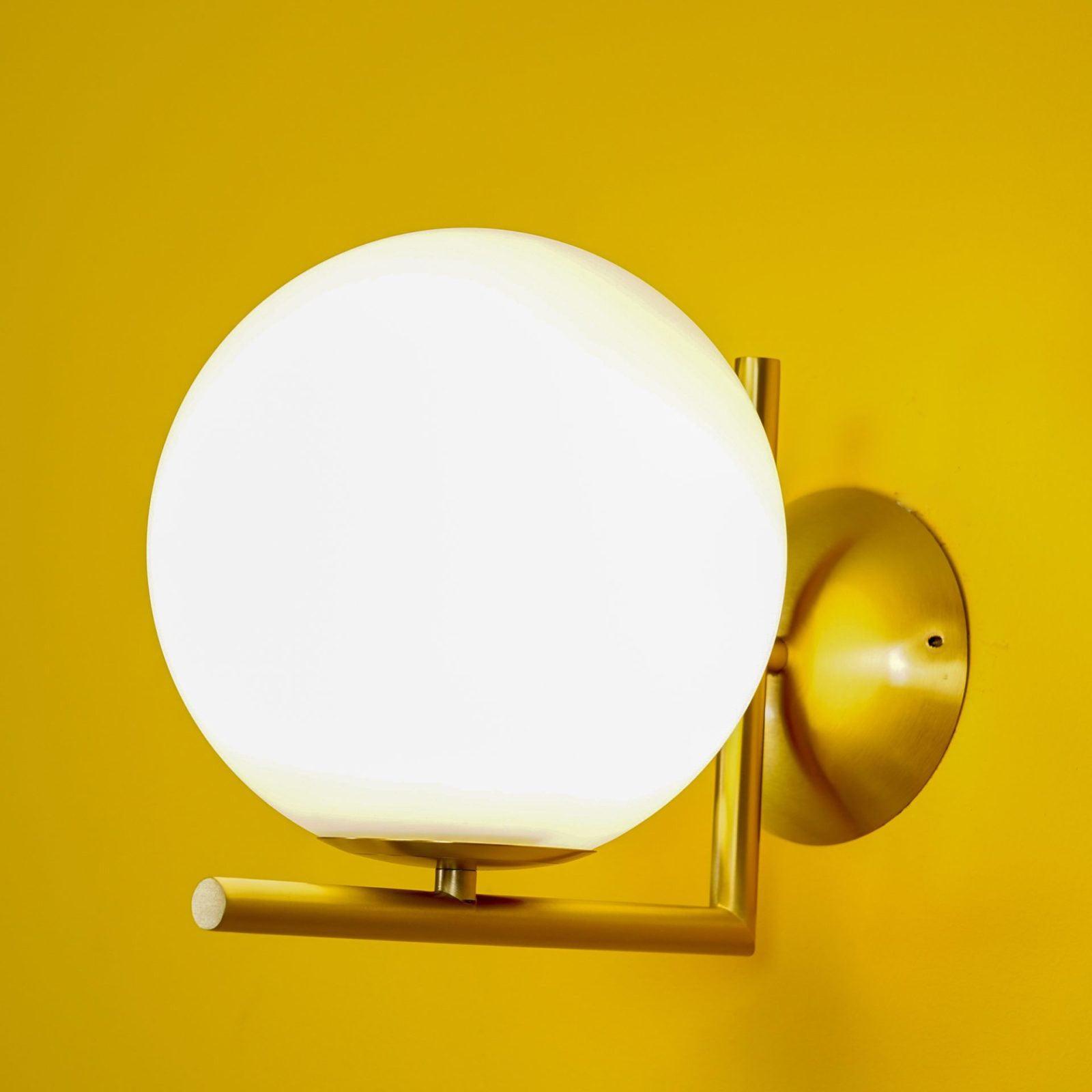 blown-glass-opal-glass-wall-lamp-anzaz--21