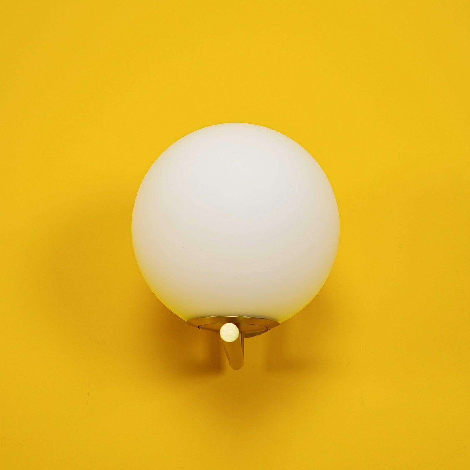 blown-glass-opal-glass-wall-lamp-anzaz--16