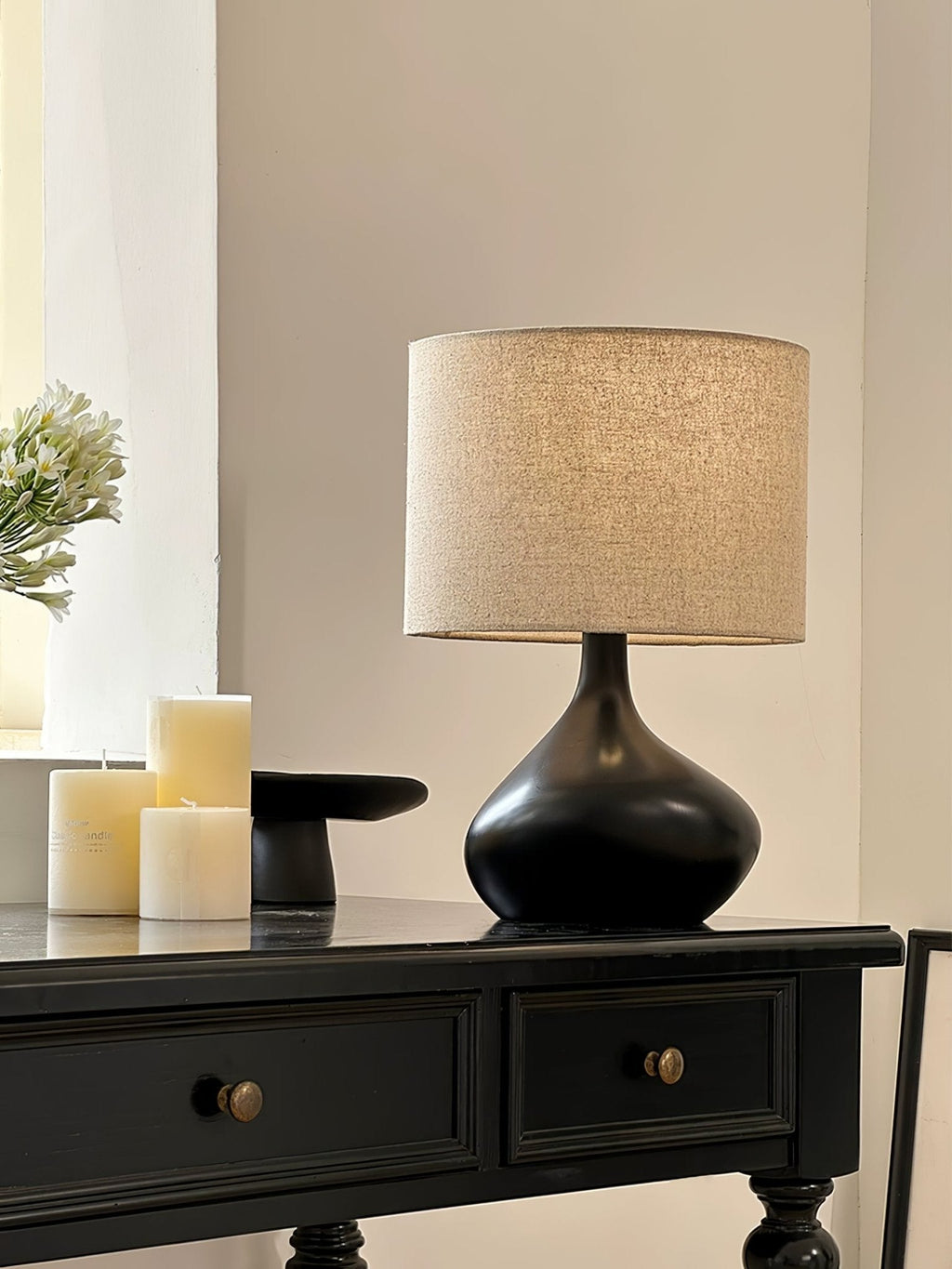 lumea-artisan-ceramic-table-lamp-anzaz-Black & Beige-2