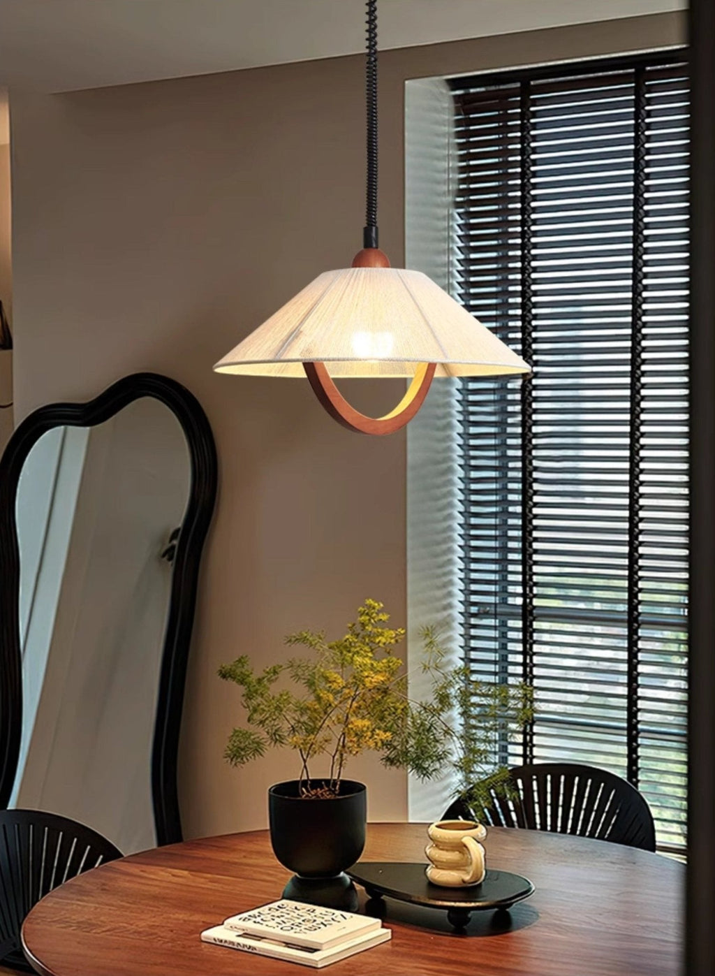 nimbus-arc-pendant-light-anzaz--2