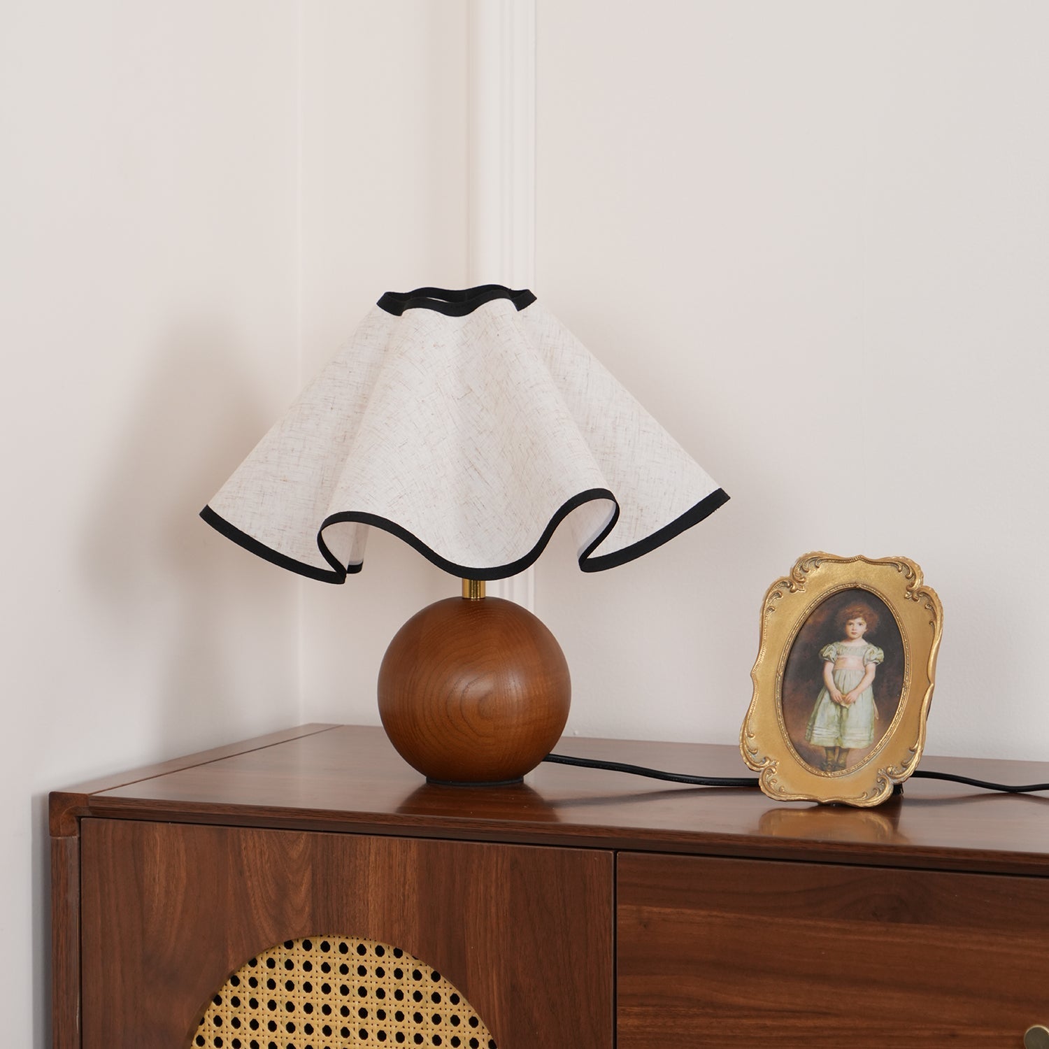 wavecrest-table-lamp-anzaz--10