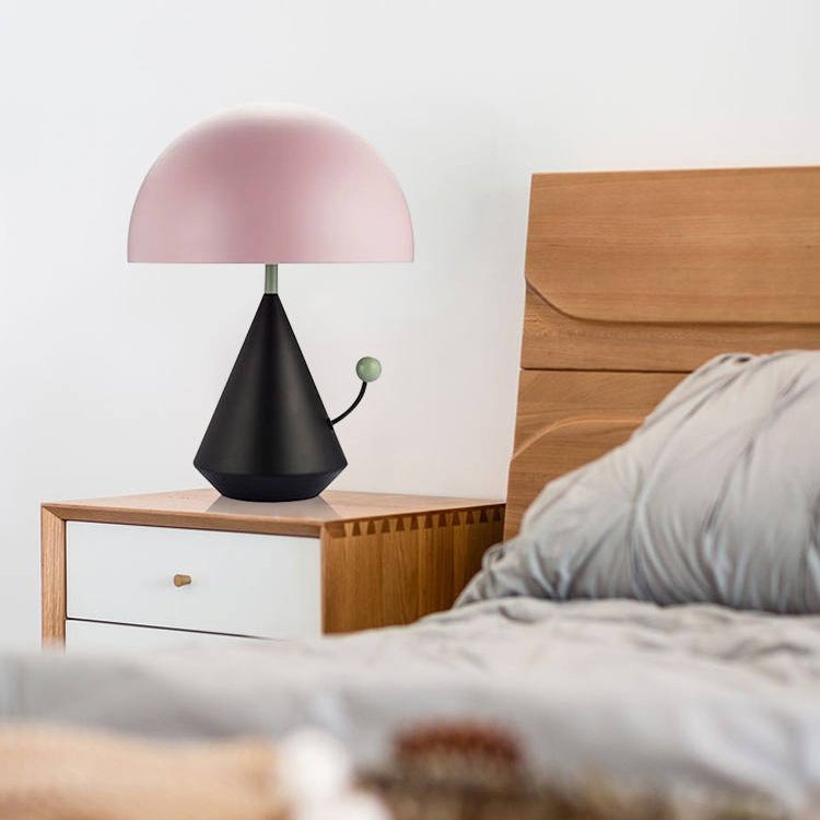 Lampă de masă decorativă SHLAPKA