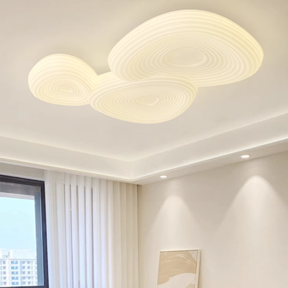 Lampă de tavan radiantă din mătase