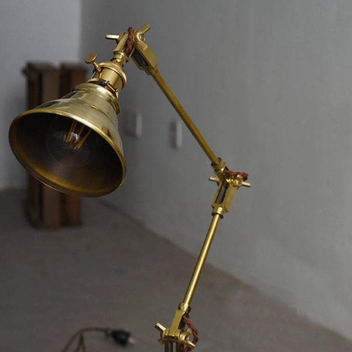 Lampă de masă decorativă SKILET D