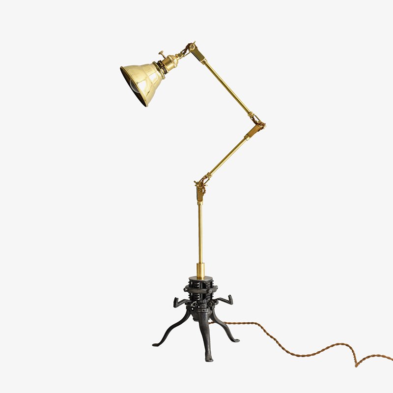 Lampă de masă decorativă SKILET D