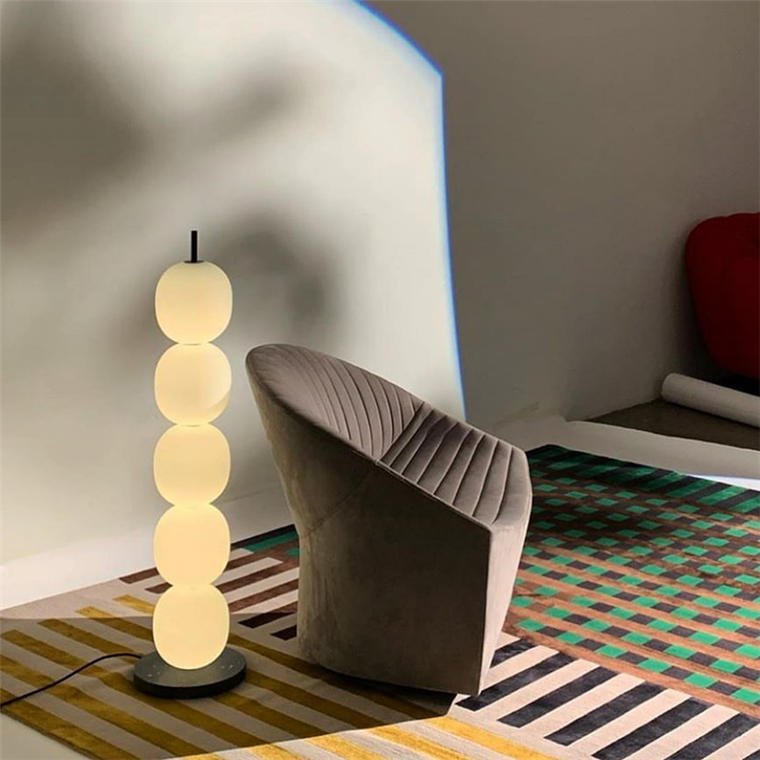 Lampă de podea BEADS