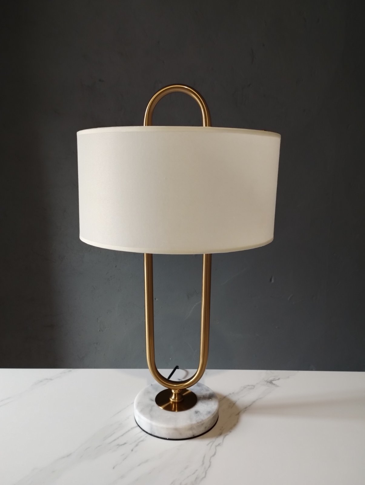 Lampă de masă decorativă LESTER S