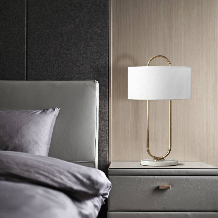 Lampă de masă decorativă LESTER S