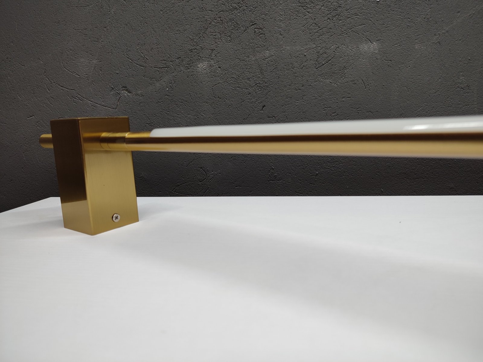 Linii de rotire a appliquei