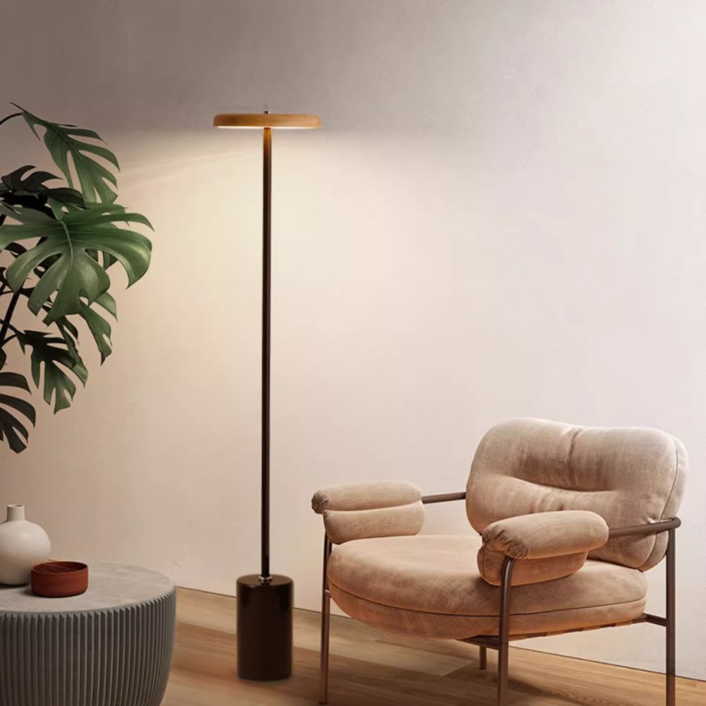 Lampă de podea DEBBY Light din lemn