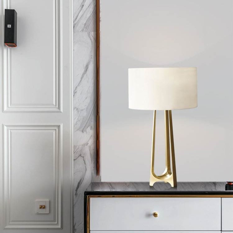 Lampă de masă decorativă GILDIYA