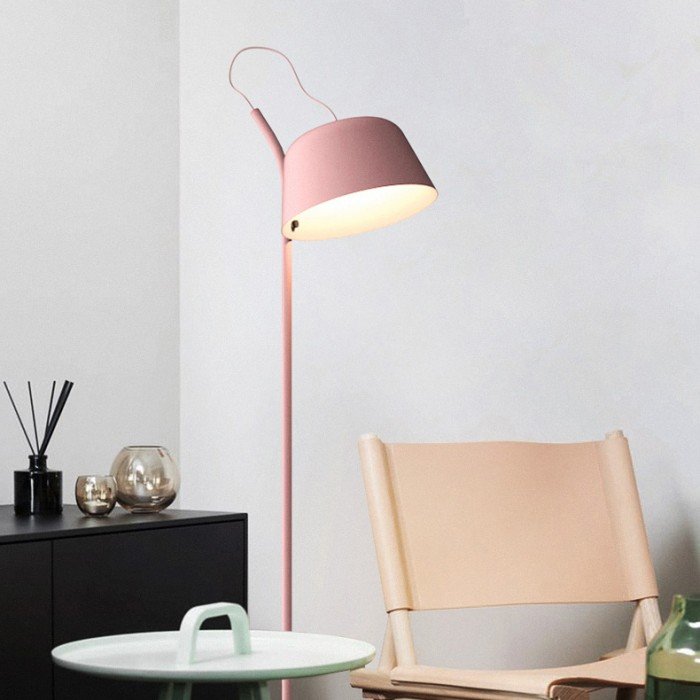 Lampă de podea SNOR