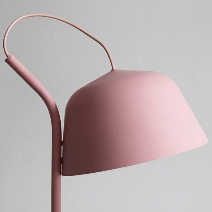 Lampă de podea SNOR