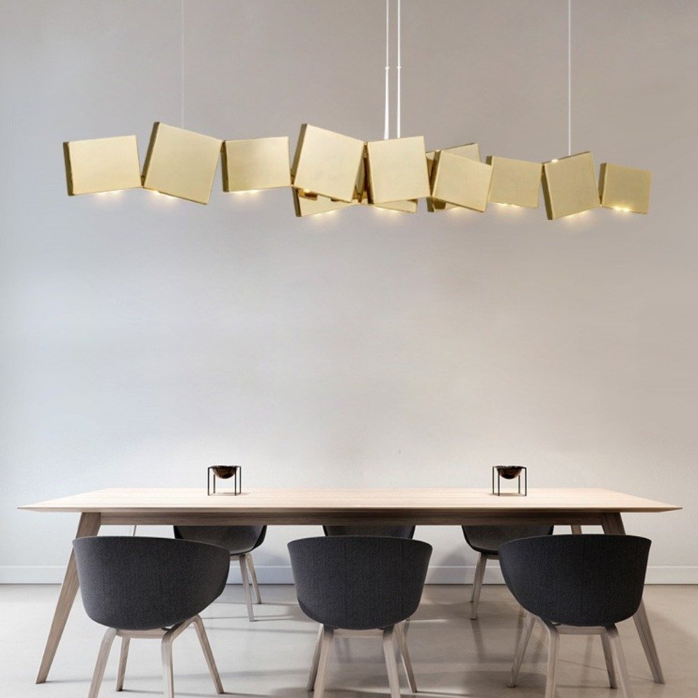 Lampă de iluminat MEISTER cu 14 lămpi, tip rând, cu lamele