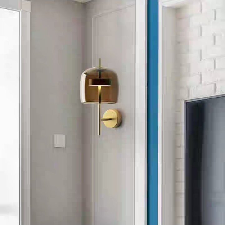 Aplică de perete din sticlă