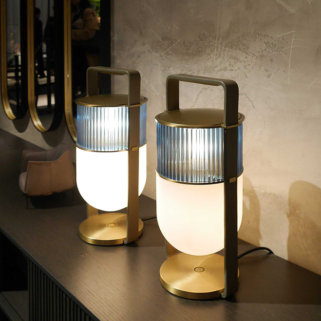 LAMPĂ DE MASĂ XI Lampă de masă decorativă